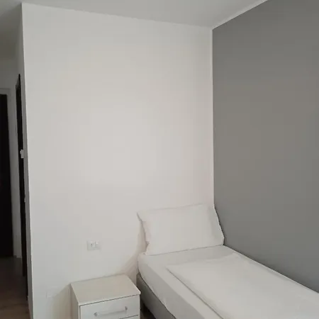 Halloggio Nord Πανσιόν